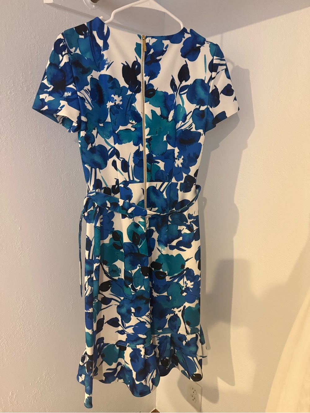 Calvin Klein Floral Blue & White Belted Short-Sleeve Dress